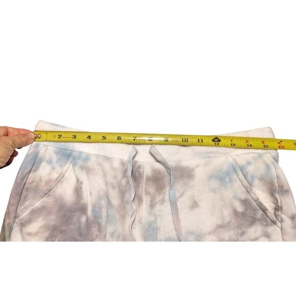 Free People Women's Blue Combo Kelly Washed Tie Dye Shorts Size Small - Picture 3 of 7